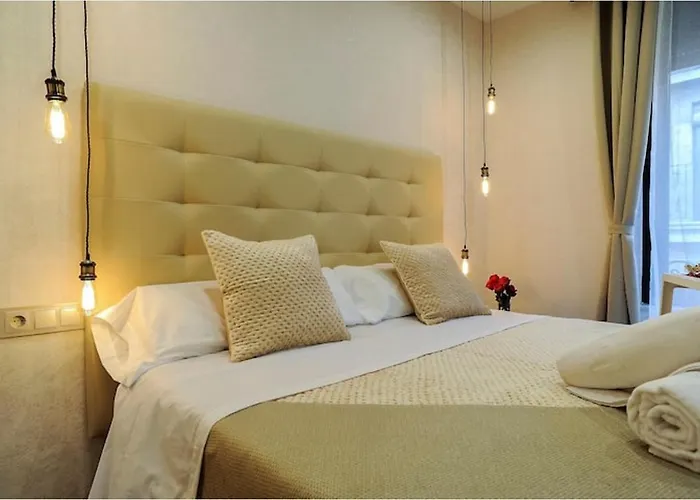 Premium La Latina 2. * Salamanca